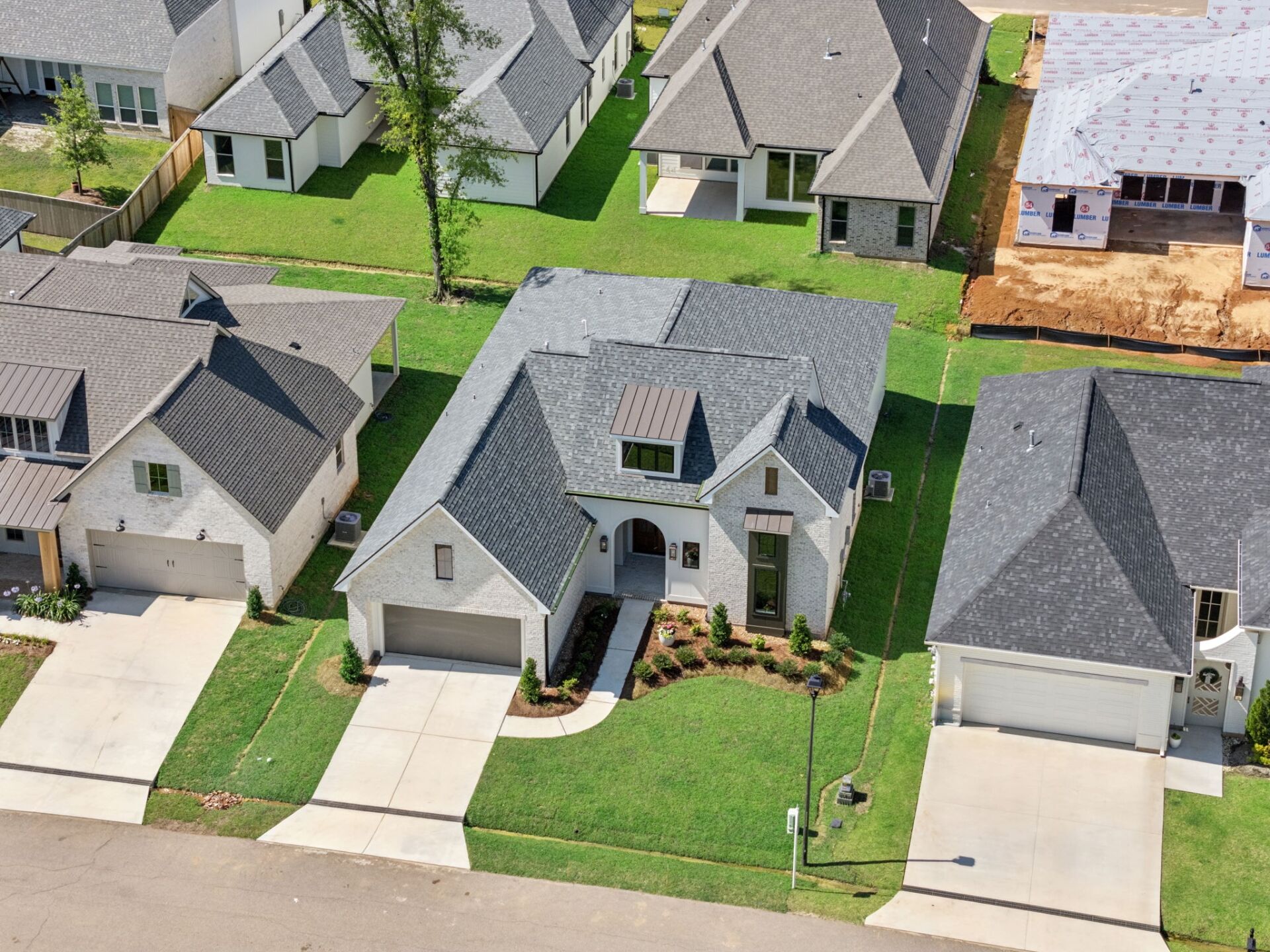 Luxury home for sale in St. Tammany Parish by RLH Construction